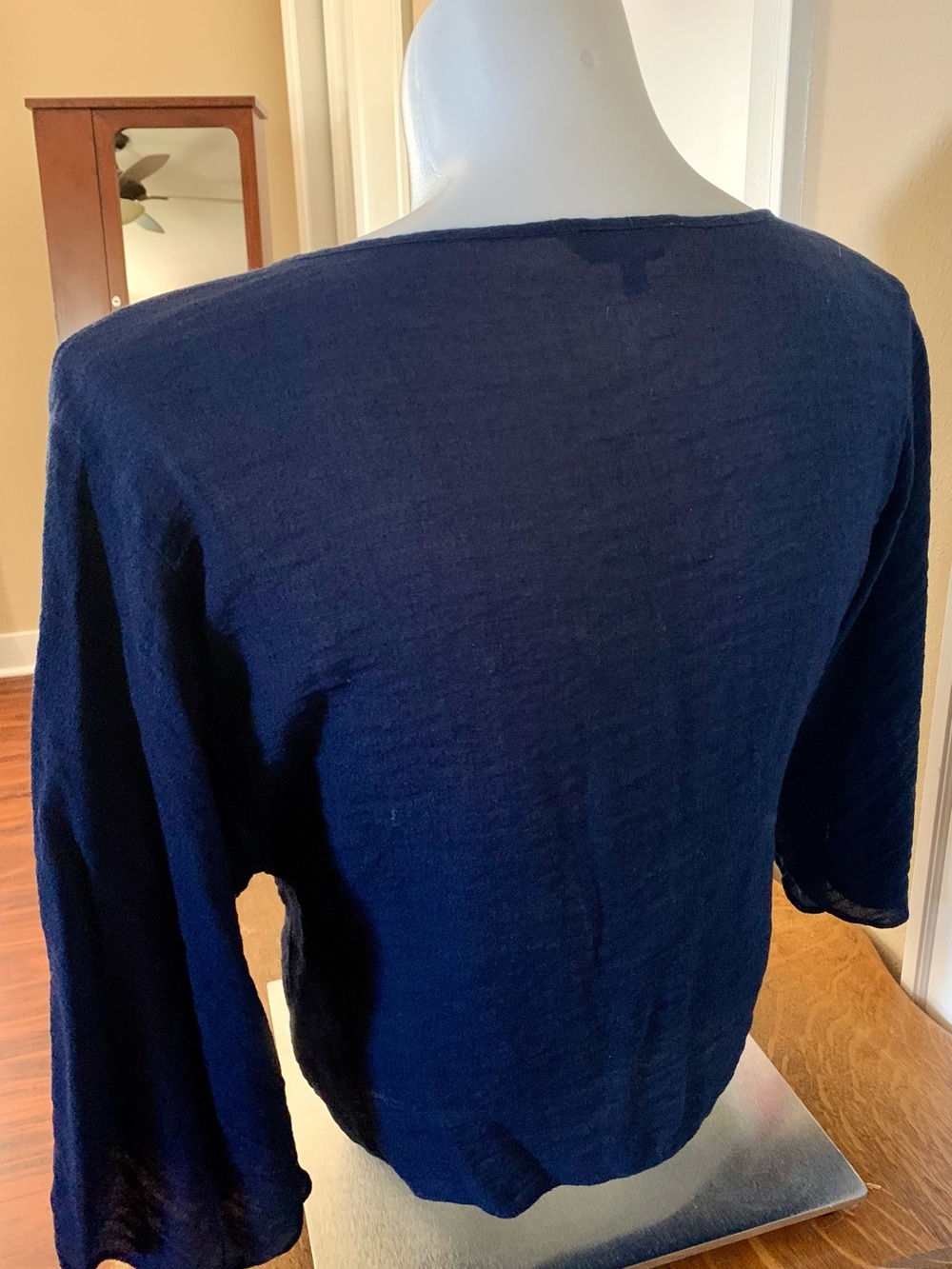 7 For All Mankind Navy Short-Sleeve Rivet Trim. - Picture 5 of 8